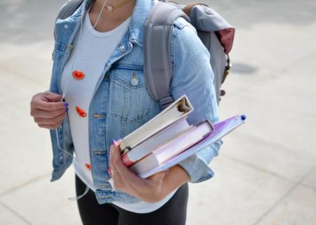 Come organizzare lo studio in modo efficace: 5 Consigli pratici e veloci