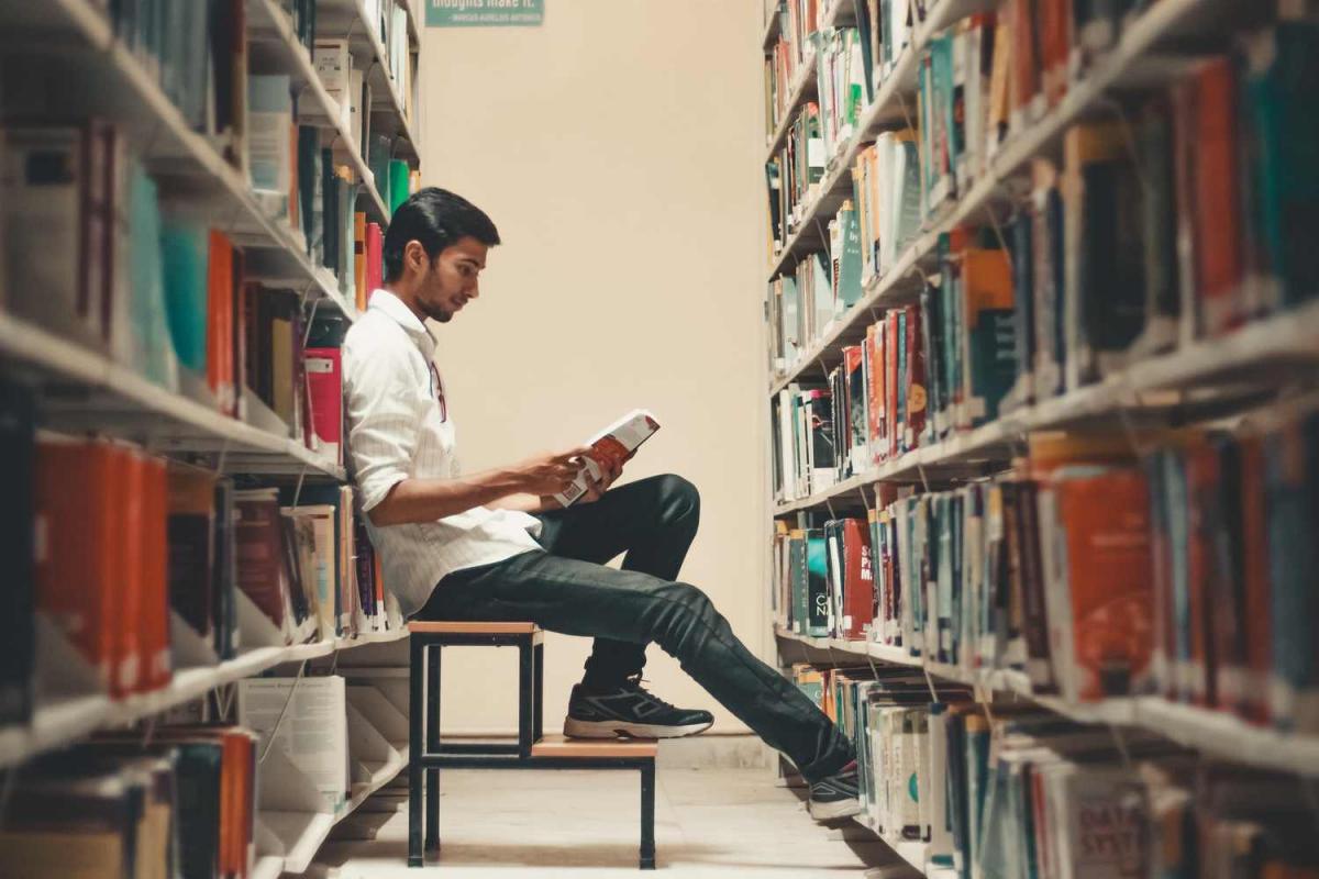 Alternative all'Università Cosa Fare Dopo il Diploma start2impact Alternative all'Università Cosa Fare Dopo il Diploma start2impact